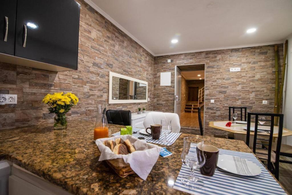 Casa Das Capelas - Perfect For Families ポンタ・デルガダ エクステリア 写真